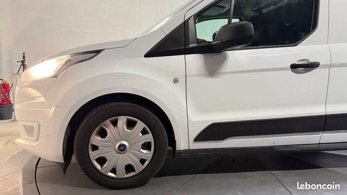 FORD Transit Connect FOURGON 1.0 100 L1 TREND S&S - 3 PLACES - CAMERA (image 10)