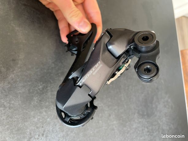 Dérailleur arrière neuf Shimano Ultegra di2 12v r8150 - Équipements vélos