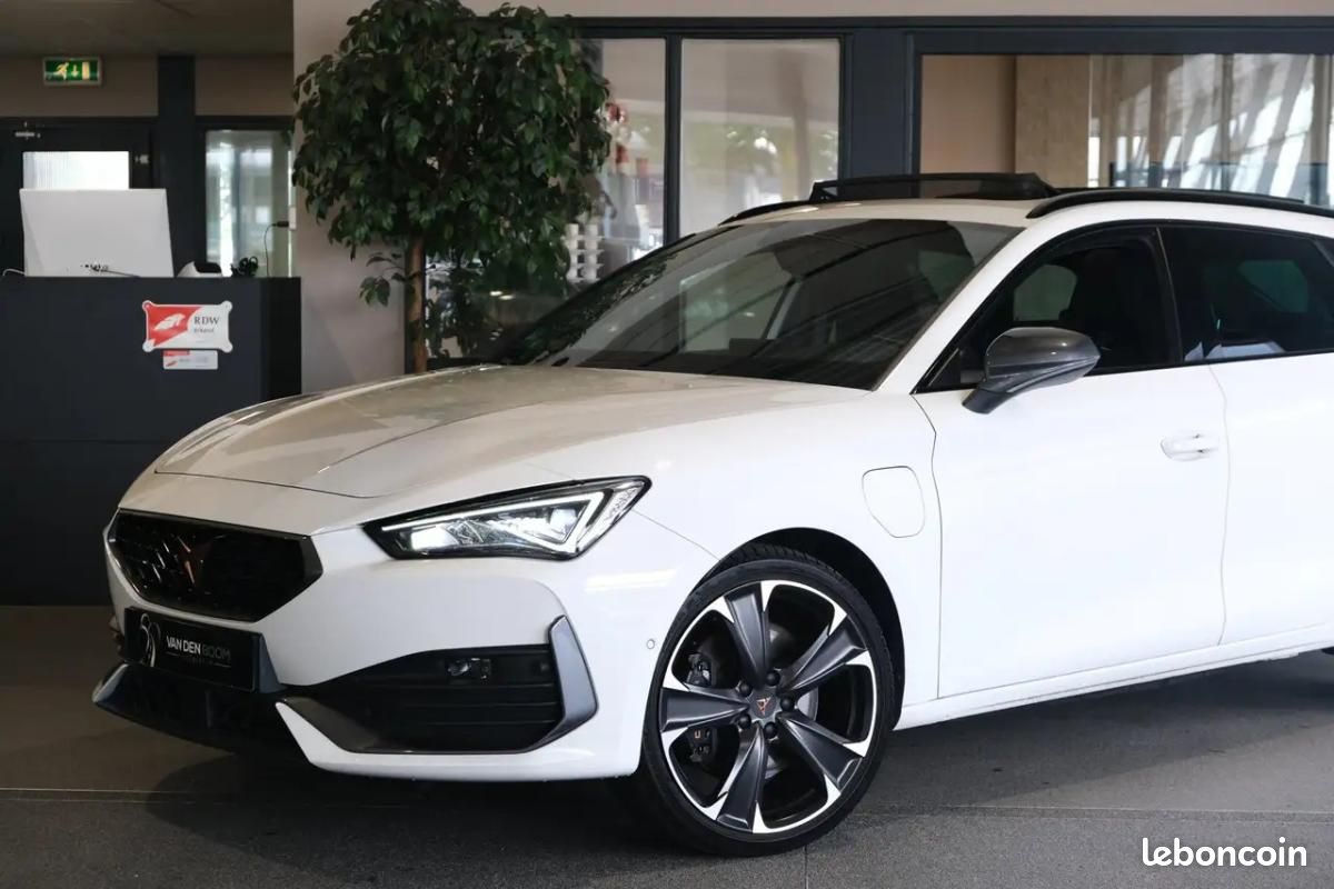 Cupra Leon SPORTSTOURER 1.4 E-HYBRID VZ 245PK PANORAMIQUE SUPERSPORT 245 CH AVANT BVA - CAMÉRA D'... (image 15)