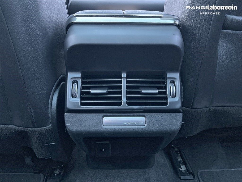 Land Rover Range Rover Evoque II MARK III P300E PHEV AWD BVA8 R-Dynamic SE (image 28)