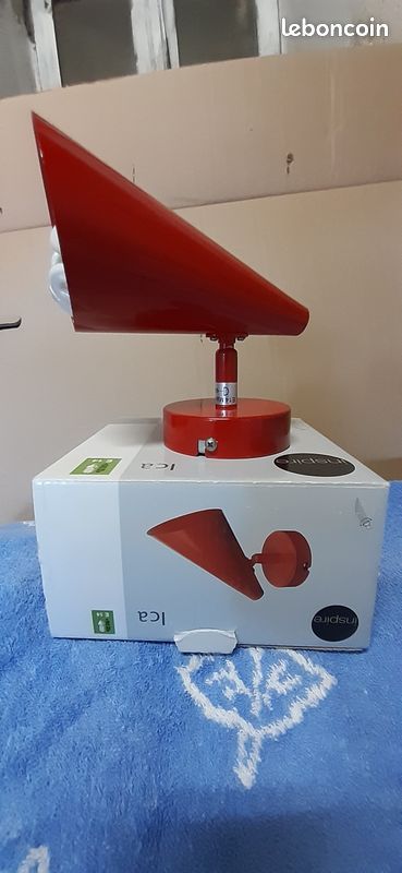 Plafonnier et applique métallique de couleur rouge (image 5)