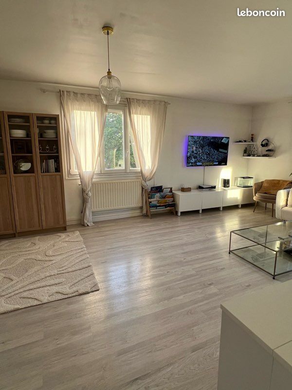 Appartement 3 pièces 84 m² · à Grigny-sur-Rhône · 84 m² · 190 000 €