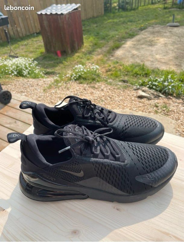 Air Max 270 (image 2)