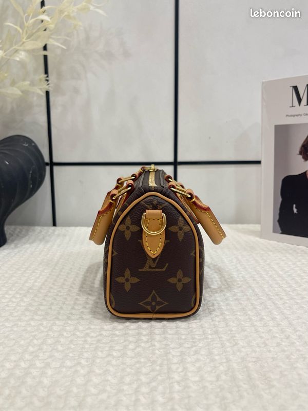 Sacs Louis&Vuitton Nano Speedy - Iconique petit sac cylindre (image 4)
