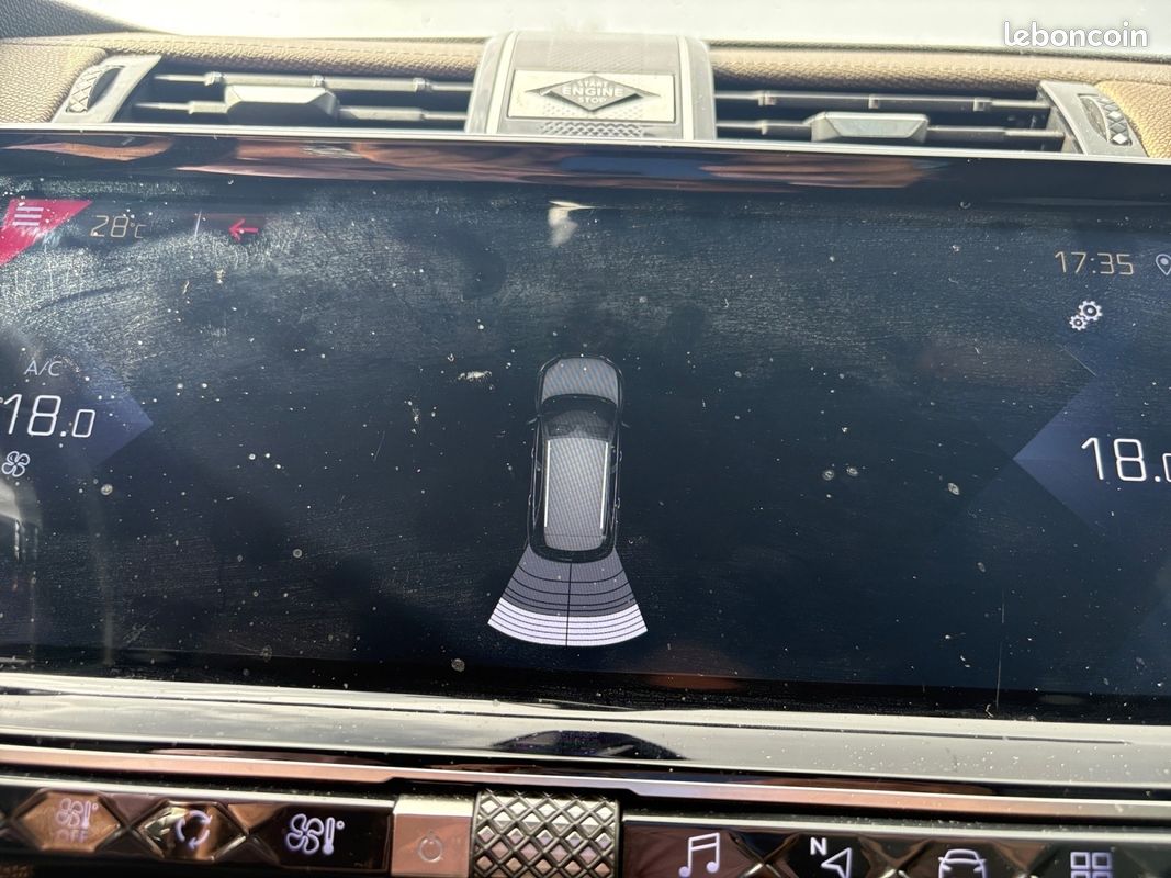 DS DS7 CROSSBACK BUSINESS 130Ch EAT 8 / RADARS AR / GPS / CLIM / CHARGEUR INDUCTION / Garantie 12 mois (image 18)