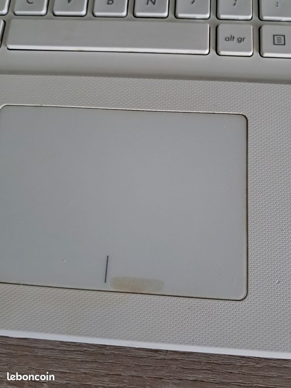ASUS X751LD 17.3" – Core I3, Windows 11, 8Go RAM, SSD Neuf, Batterie Neuve