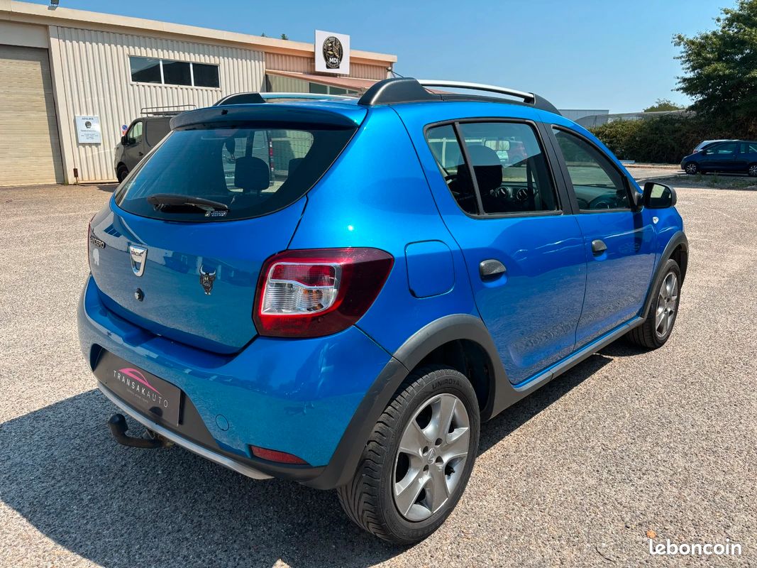 DACIA SANDERO 1.5 dCi 90 E6 Urban Stepway - DISTRIBUTION NEUVE (image 13)