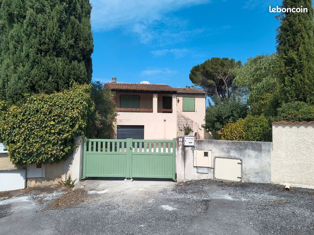 Maison 5 pièces 110 m² · à Castries · 110 m² · 1 780 €/mois