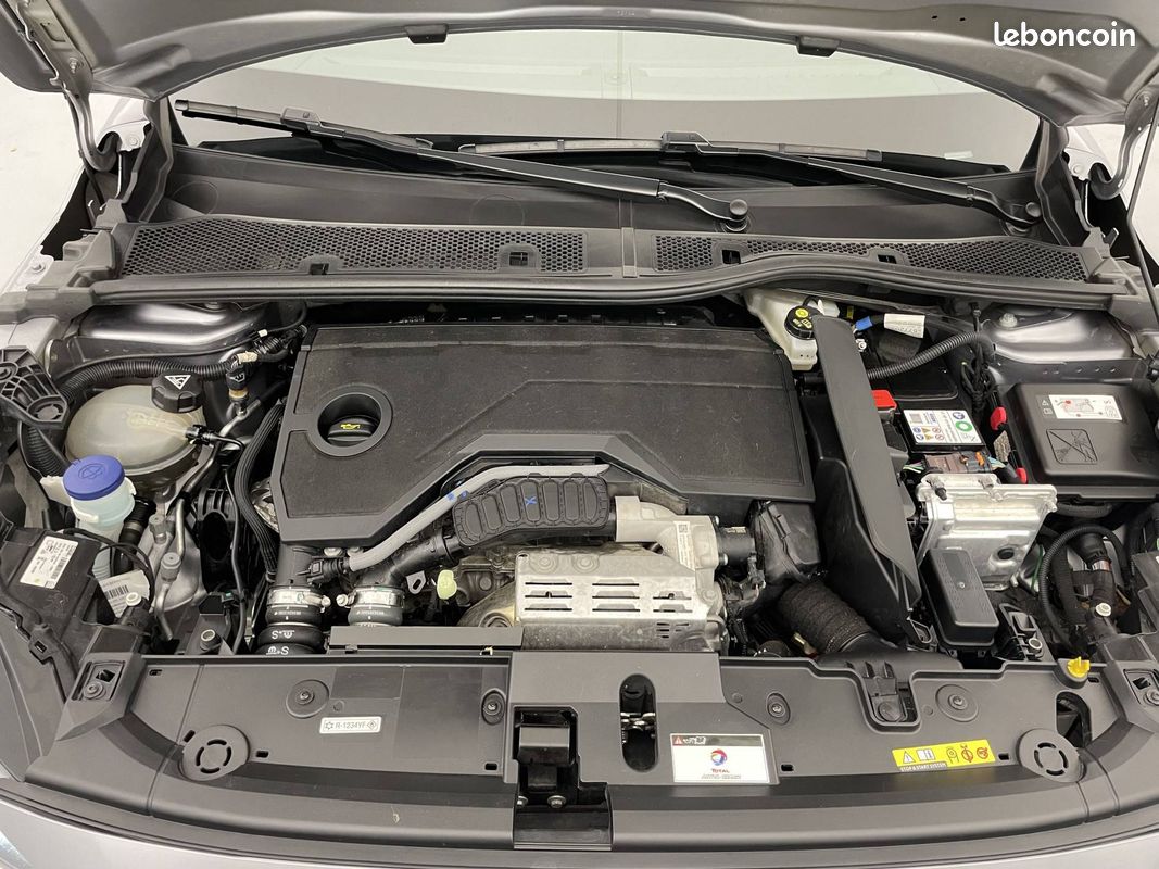 PEUGEOT 208 Hybrid 100 e-DCS6 Allure (image 21)