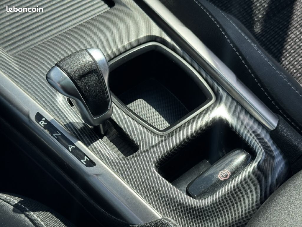 Citroën C4 e-HDi 115 Exclusive + ETG6 (image 10)