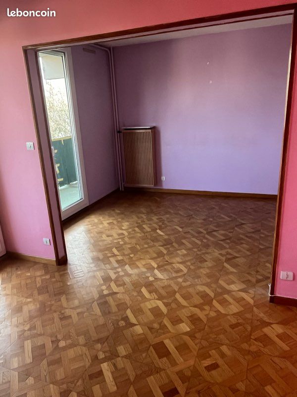 Appartement 4 pièces 68 m² · à Vaulx-en-Velin · 68 m² · 100 000 €