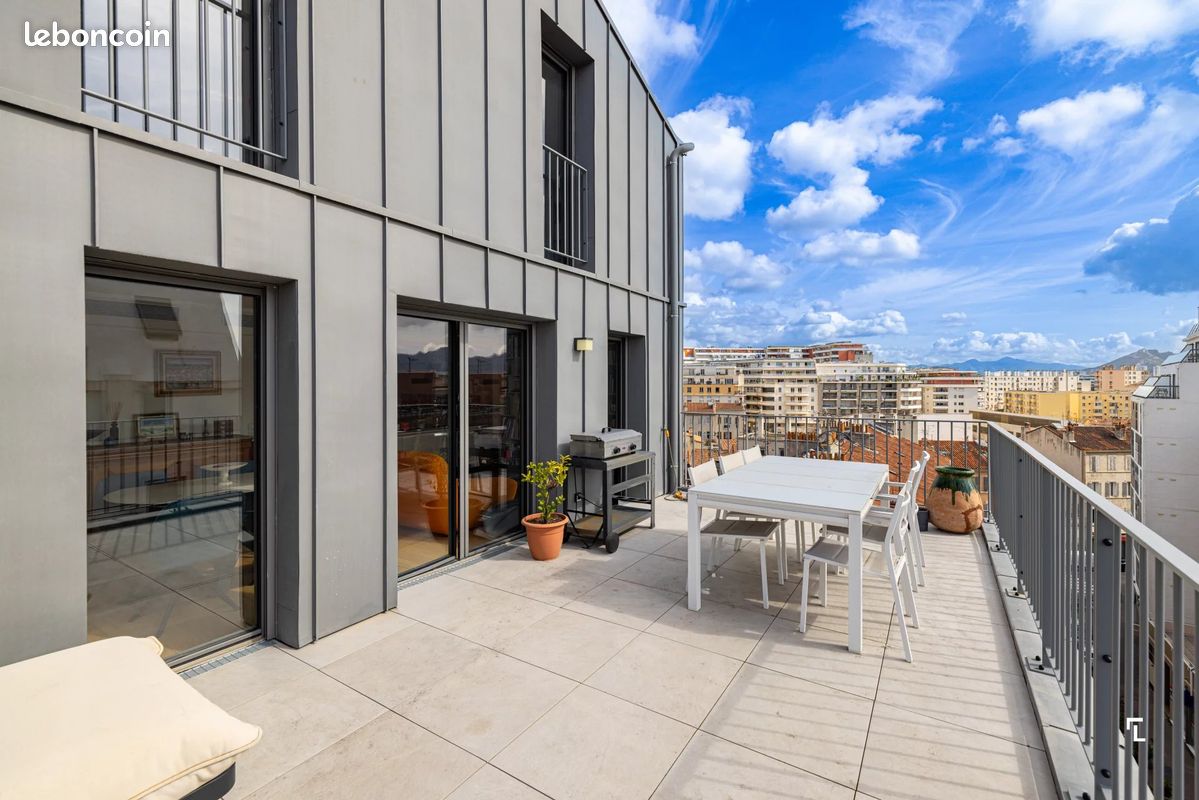 Appartement 4 pièces 98 m² · à Marseille · 98 m² · 590 000 €