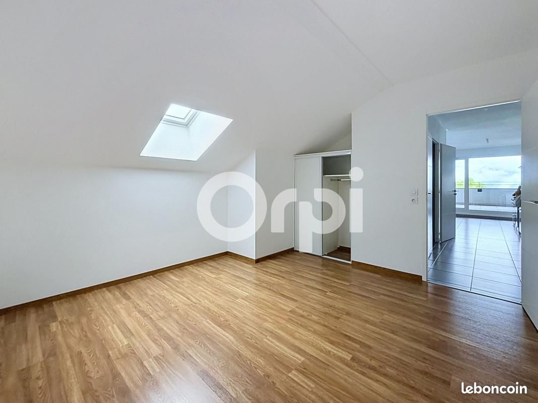 Appartement 1 pièce 50 m² · à Valleiry · 50 m² · 240 000 €