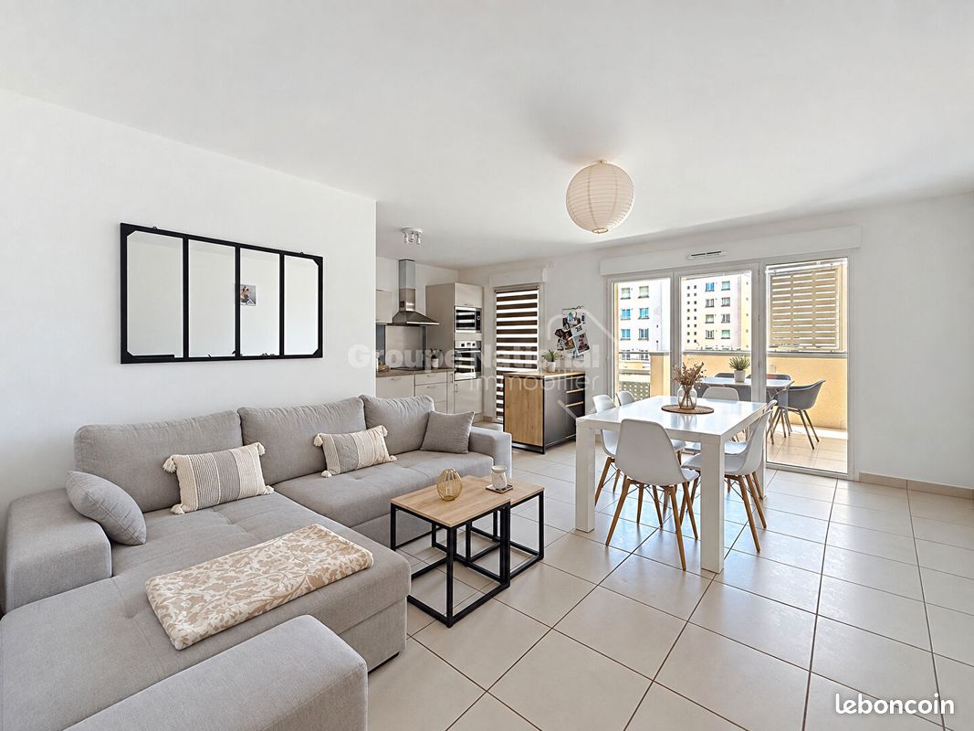 Appartement 3 pièces 98 m² · à Valence · 98 m² · 774 €/mois