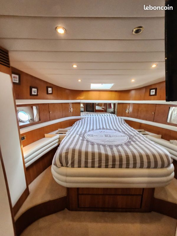 Superbe Mochi 56 Fly 1992 Full Equipé . Superbe etat (image 5)