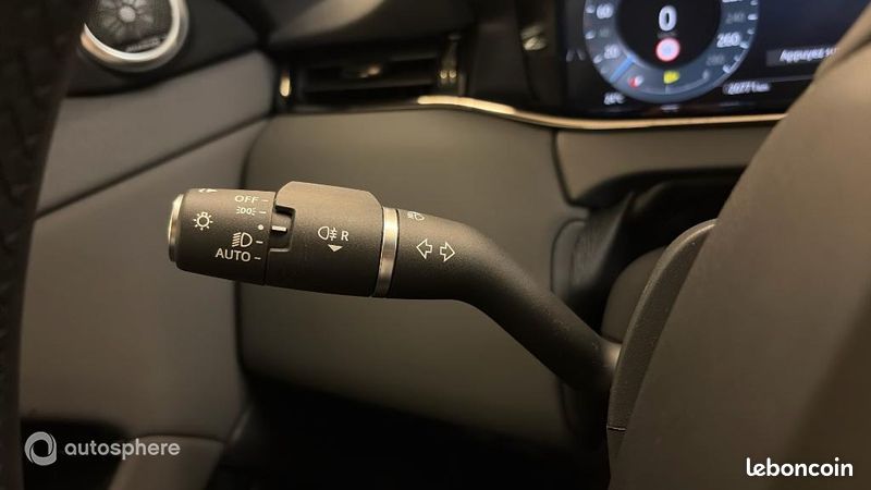 Land-Rover Range Rover Evoque 1.5 P270e PHEV 269ch Dynamic SE (image 23)