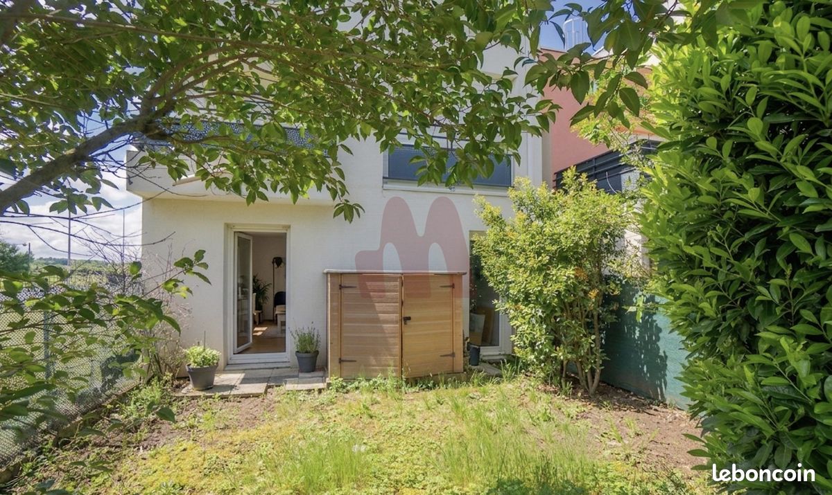 Appartement 3 pièces 66 m² · à Meyzieu · 66 m² · 215 000 €