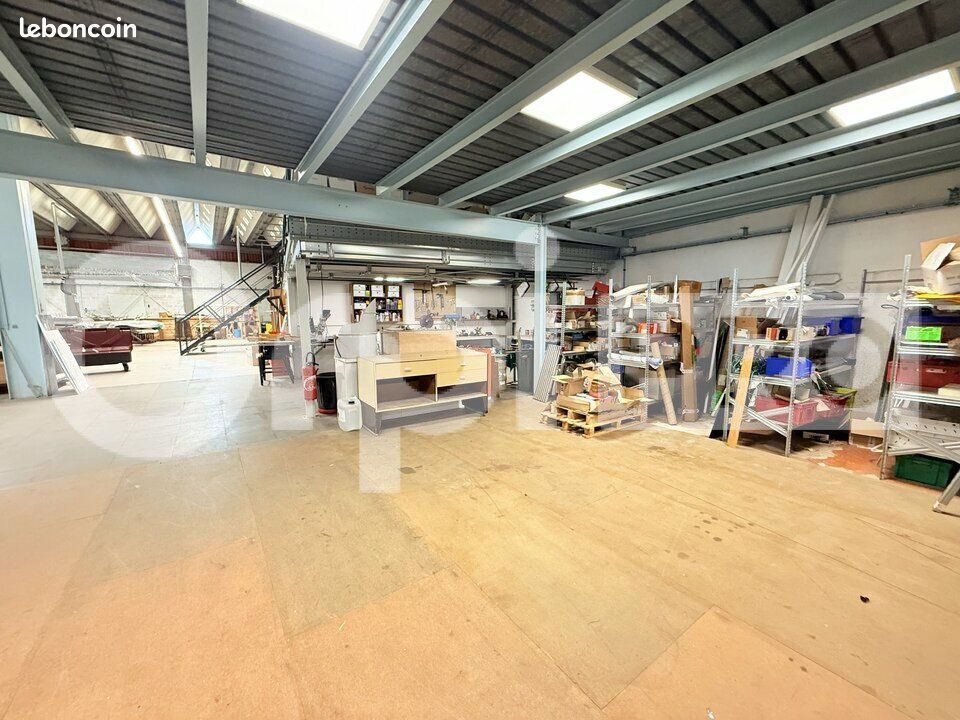 Local d'activité 2 236 m² (image 5)