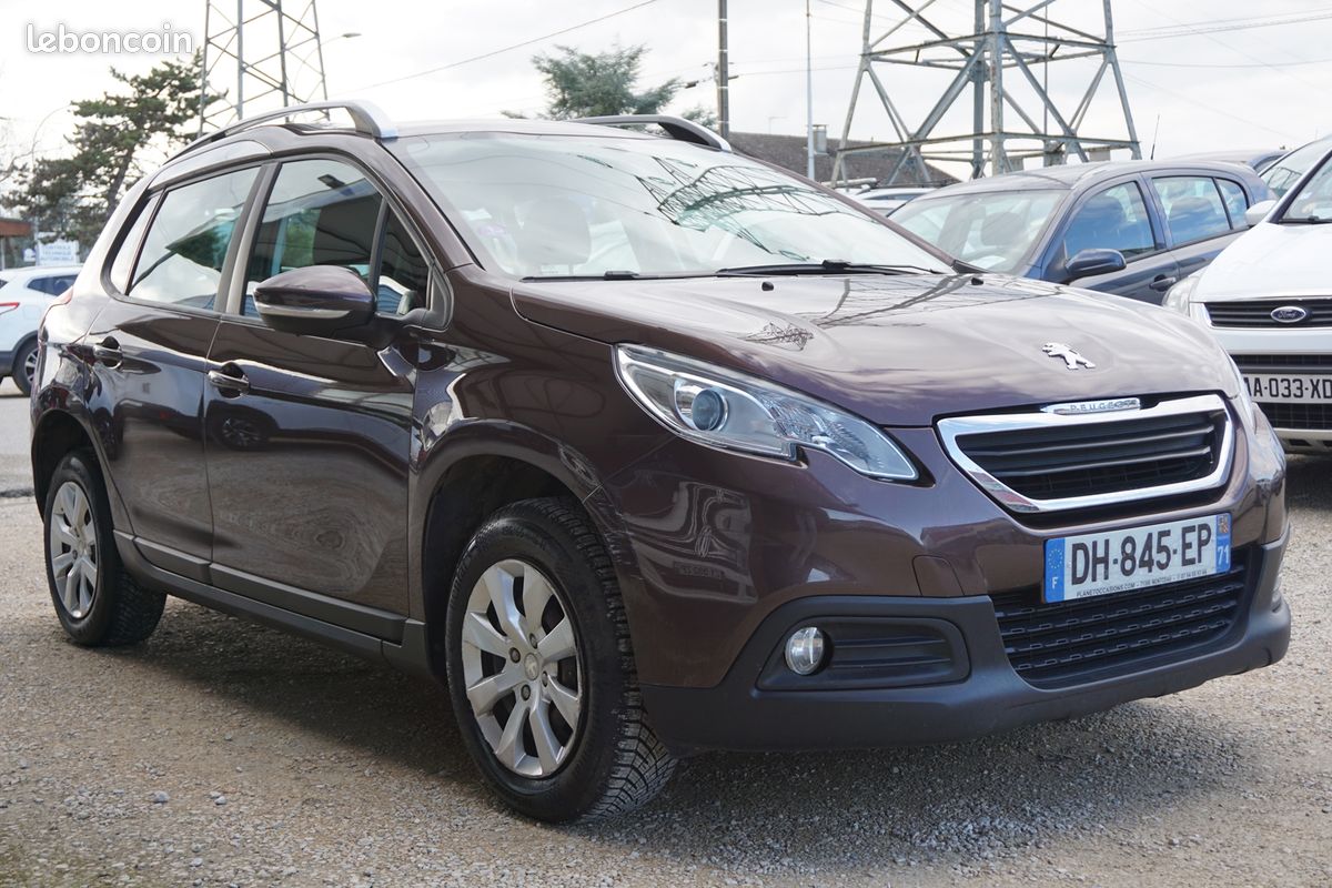 Peugeot 2008 1.2 VTI ACCESS (image 3)