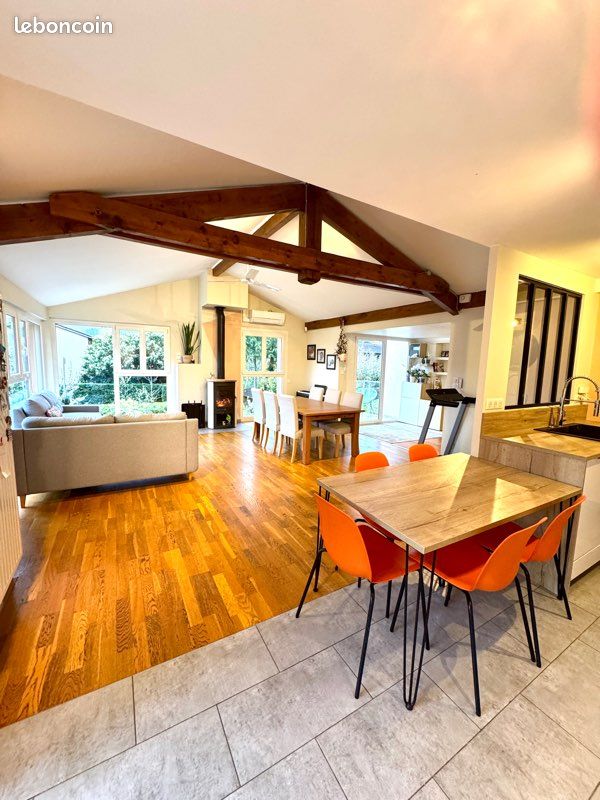 Maison 5 pièces 136 m² · à Couzon-au-Mont-d'Or · 136 m² · 498 600 €