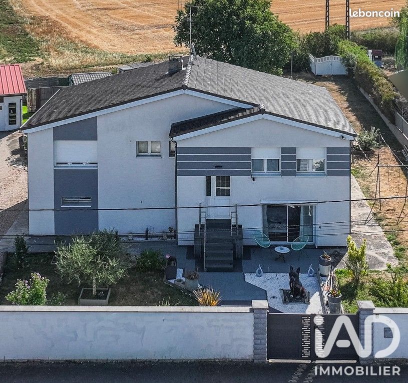 Maison 7 pièces 155 m² · à Conflans-en-Jarnisy · 155 m² · 295 000 €