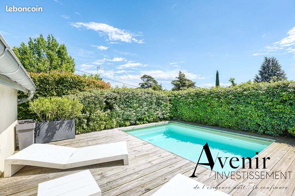 Maison 7 pièces 191 m² · à Collonges-au-Mont-d'Or · 191 m² · 880 000 €