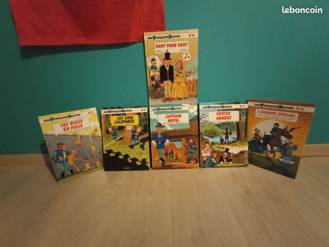 6 BD "Les tuniques bleu" (image 1)