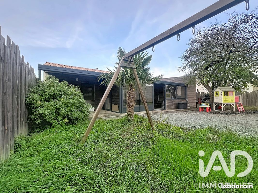 Maison 4 pièces 77 m² · à Saint-Jean-de-Liversay · 77 m² · 195 000 €