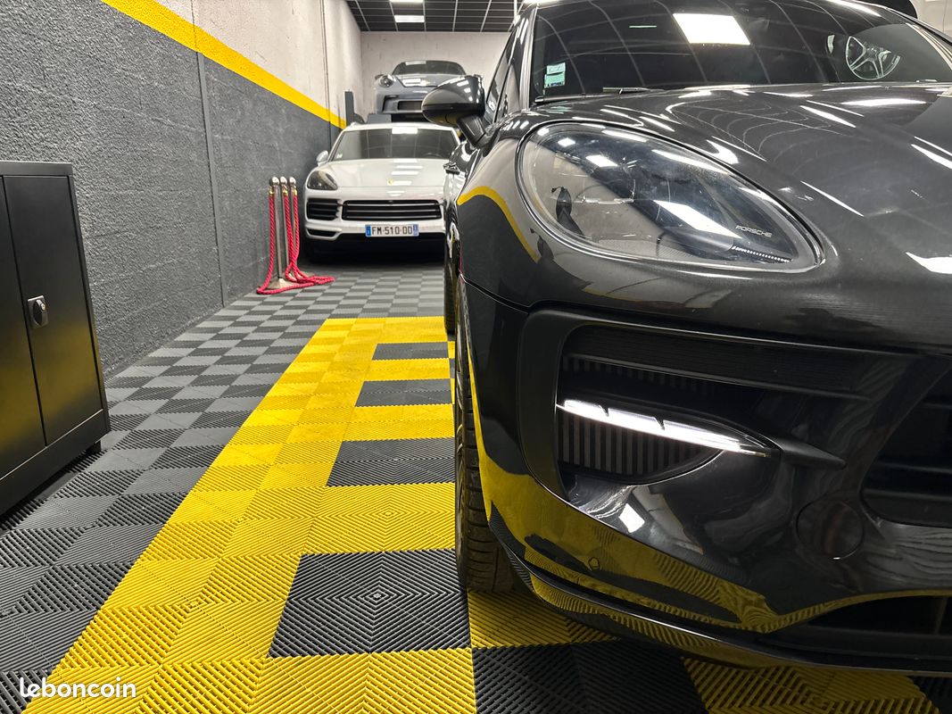 Porsche Macan GTS 380 cv PDK toit ouvrant jantes 21 pack sport chrono bose CarPlay attelage (image 14)