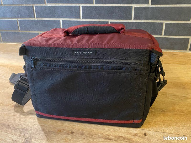 Sac photo Lowepro Nova 190 AW + housse pluie + séparateurs (image 3)