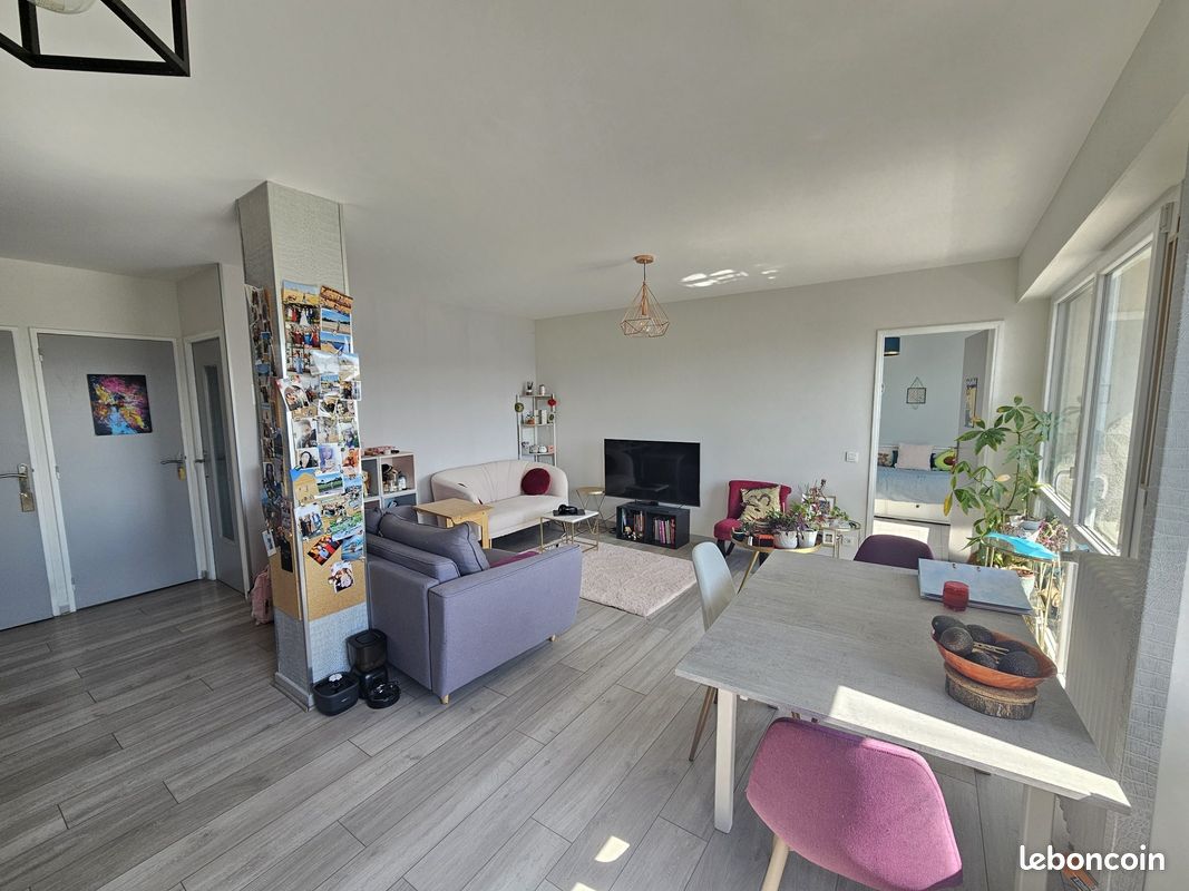 Appartement 4 pièces 72 m² · à Saint-Priest-en-Jarez · 72 m² · 730 €