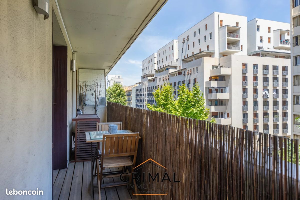 Appartement 3 pièces 61 m² · à Marseille · 61 m² · 182 000 €