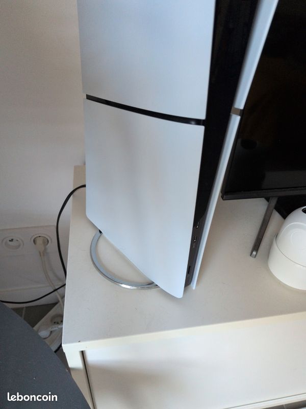 PlayStation 5 (image 1)