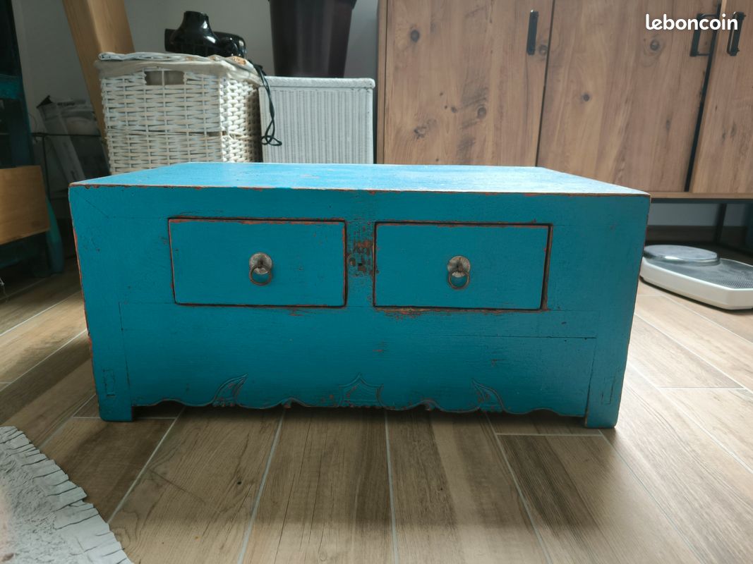 Jolie petite table basse (image 1)
