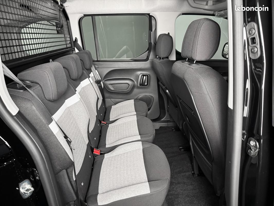 Citroën Berlingo 1.5 BLUEHDI 130CH 5 PLACES N1 SANS MALUS i-COCKPIT CARPLAY CAMERA REGUL LED EAT8 (image 12)