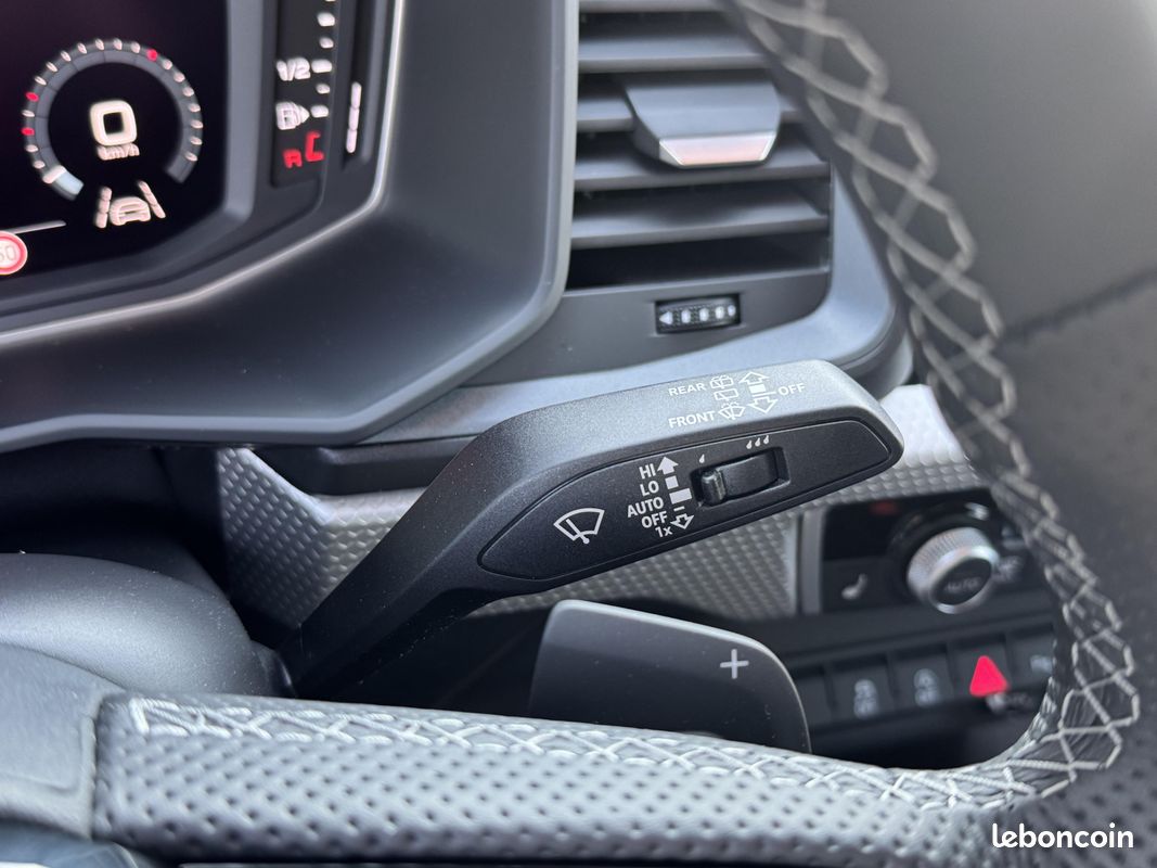 AUDI A1 Sportback 30 TFSI 116 ch S tronic 7 S Line (image 12)