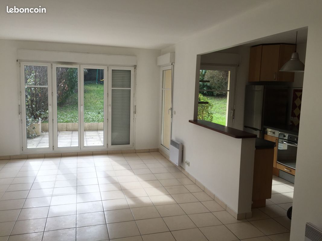 Appartement 3 pièces 74 m² · à Châtenay-Malabry · 74 m² · 1 400 €/mois
