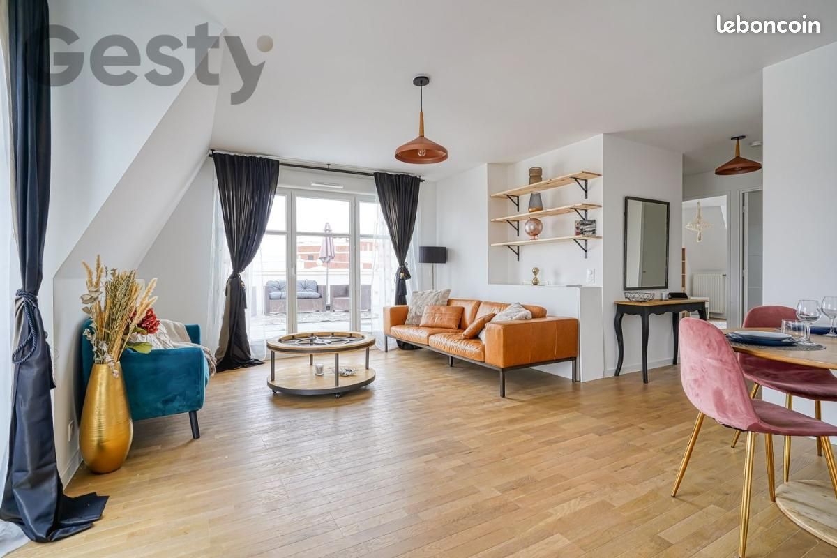 Appartement 3 pièces 65 m² · à Le Blanc-Mesnil · 65 m² · 2 000 €