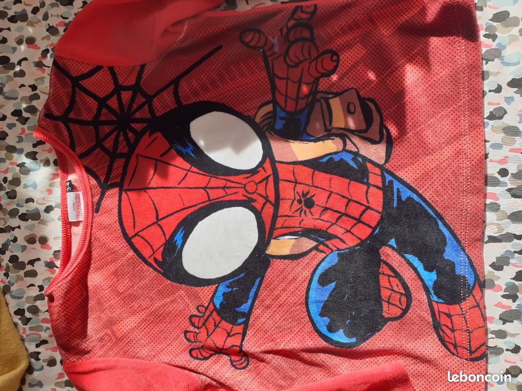 Pyjama spidey 3/4 ans (image 8)