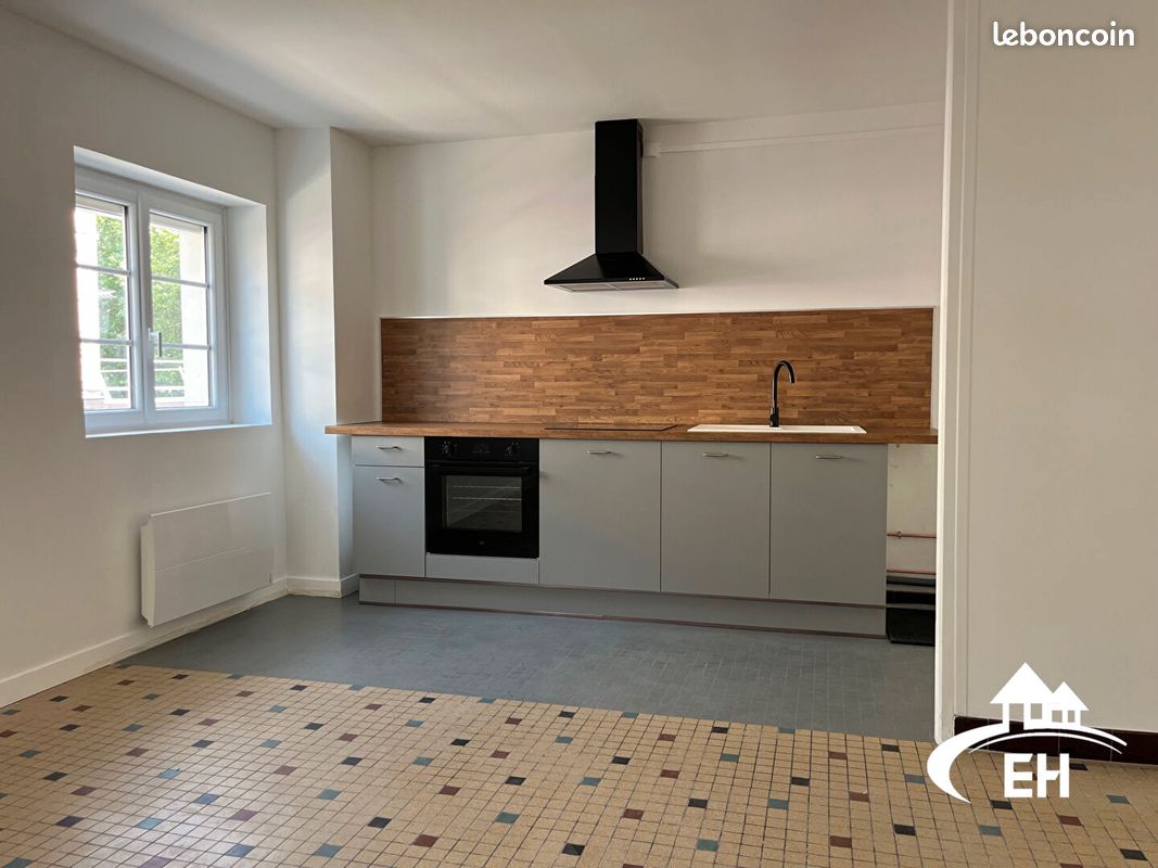 Appartement 1 pièce 41 m² · à L'Aigle · 41 m² · 470 €