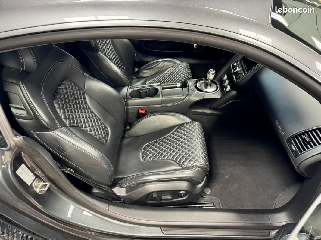 Audi R8 Coupé (2) 4.2 V8 FSI 430 S tronic 7 (image 27)
