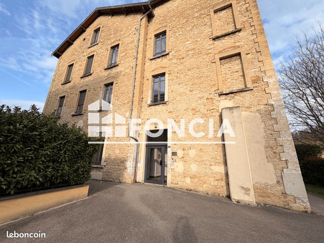 Appartement 2 pièces 47 m² · à La Tour-du-Pin · 47 m² · 625 €/mois