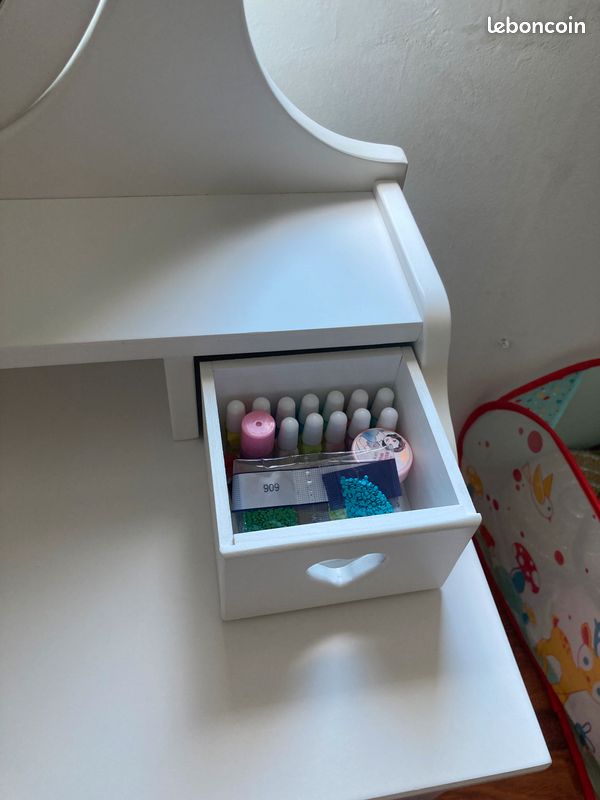 Coiffeuse enfant ado adulte (image 3)