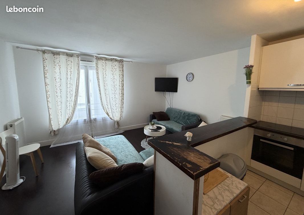 Appartement 2 pièces 22 m² · à Nanterre · 22 m² · 860 €/mois