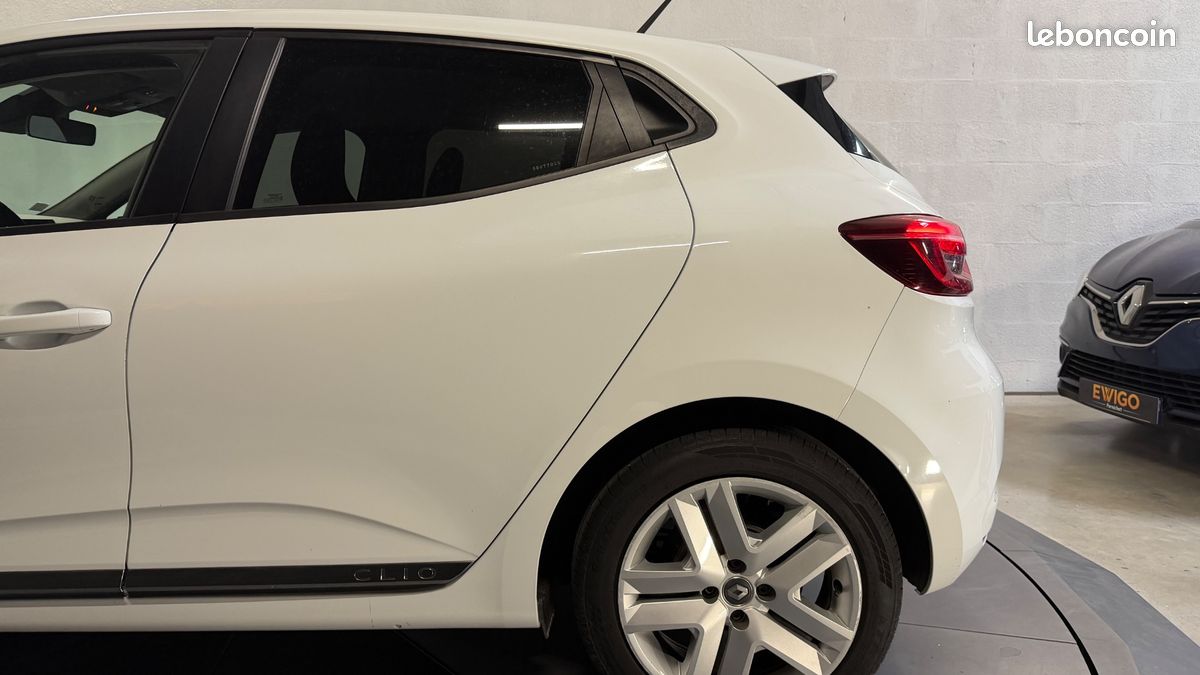 RENAULT CLIO 1.5 BLUEDCI 85ch BUSINESS - ENTRETIEN A JOUR - CARPLAY - 2EME MAIN (image 19)