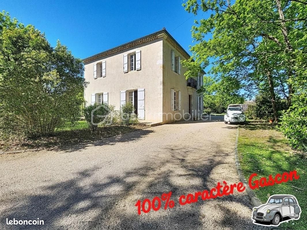 Maison 10 pièces 280 m² · à Lectoure · 280 m² · 549 000 €
