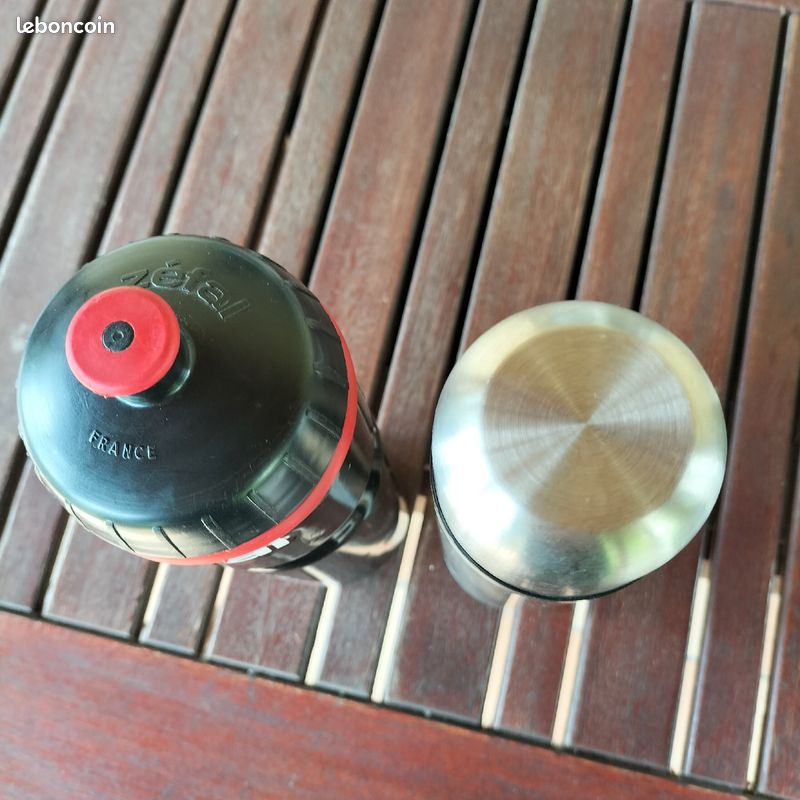 Lot de 2 gourdes isothermes (image 2)
