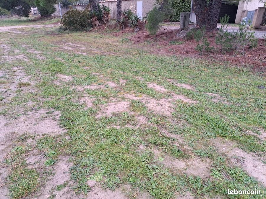 Terrain 300 m² Le Puy Sainte Reparade · à Le Puy-Sainte-Réparade · 185 000 €