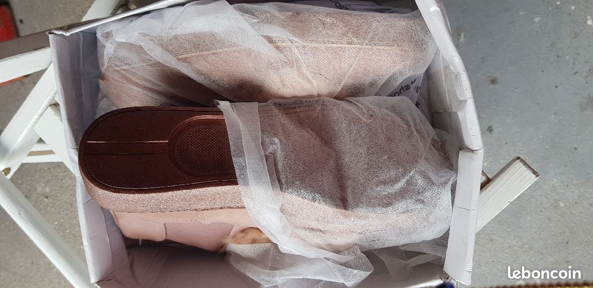 Botinne neuf rose poudres chaude (image 2)