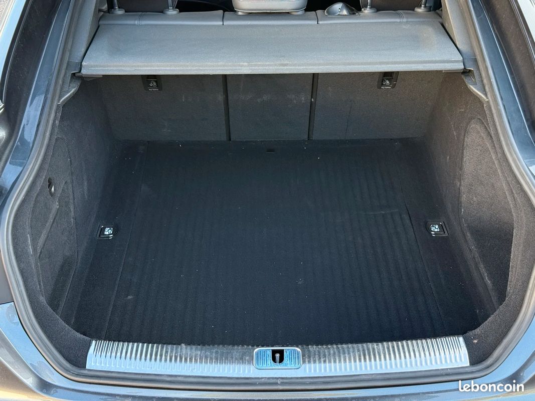 Audi A5 40 TDI quattro Avus Pack S-line / entretien Audi / Attelage électrique + toit ouvrant (image 28)